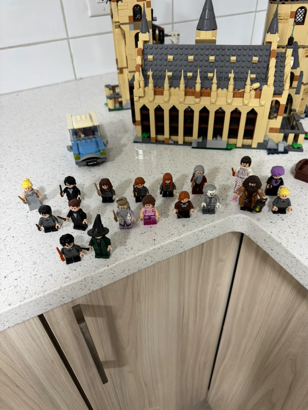LEGO Harry Potter Hogwarts Castle Set - photo 5