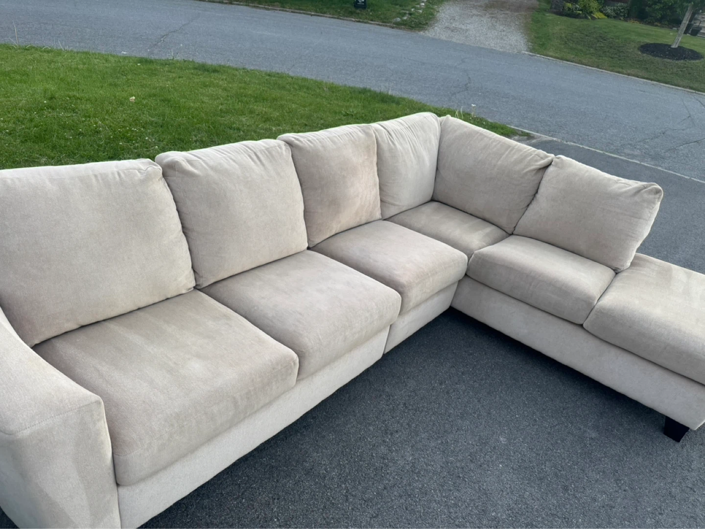 Sectional Sofa - photo 2