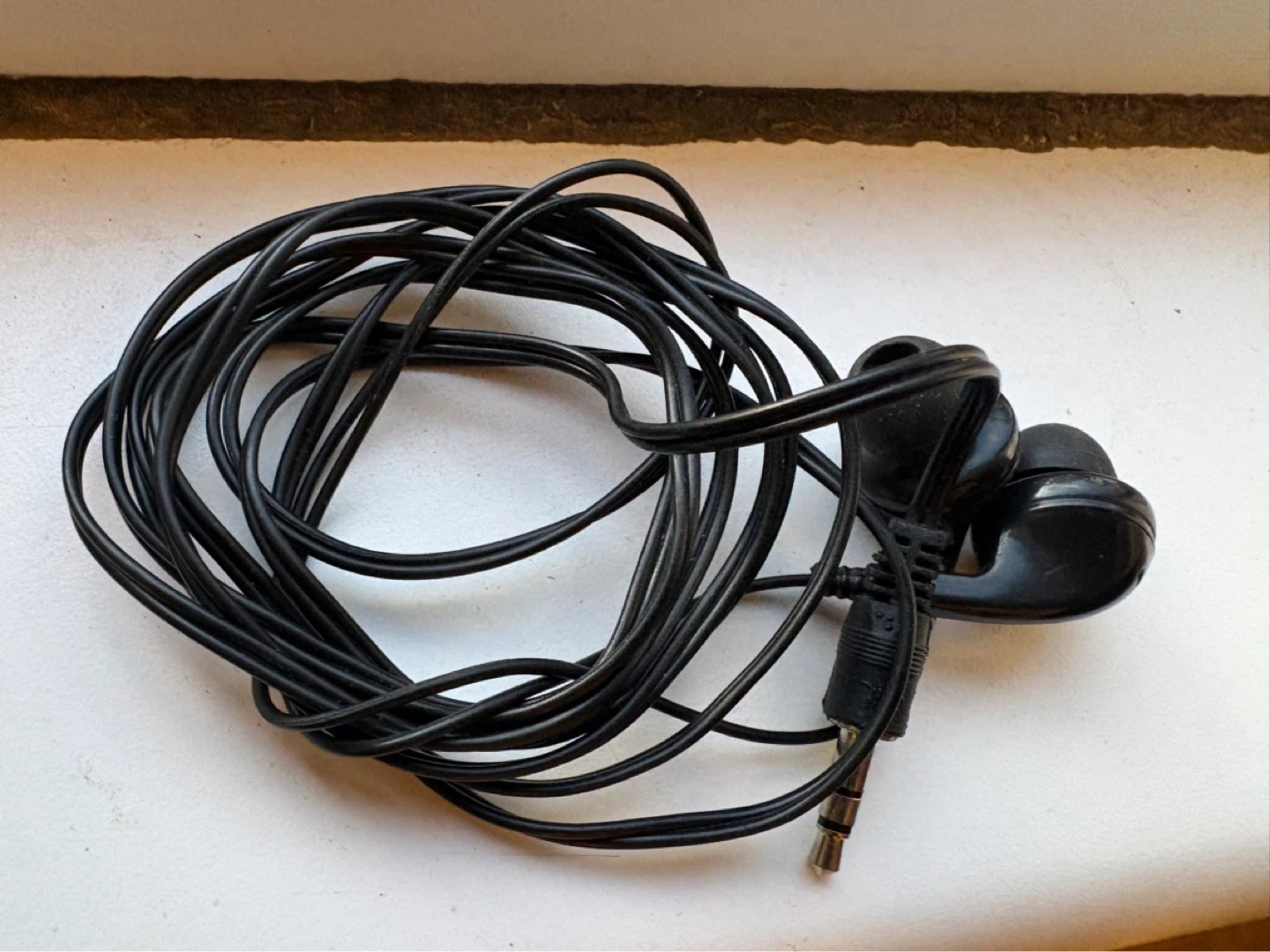 Black Wired Ear buds