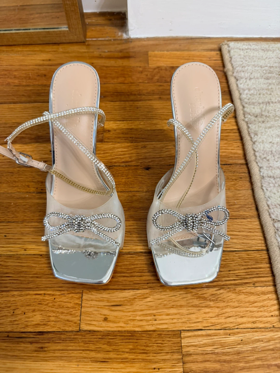 Stylist Clear Silver Rhinestone Bow Heels - photo 5