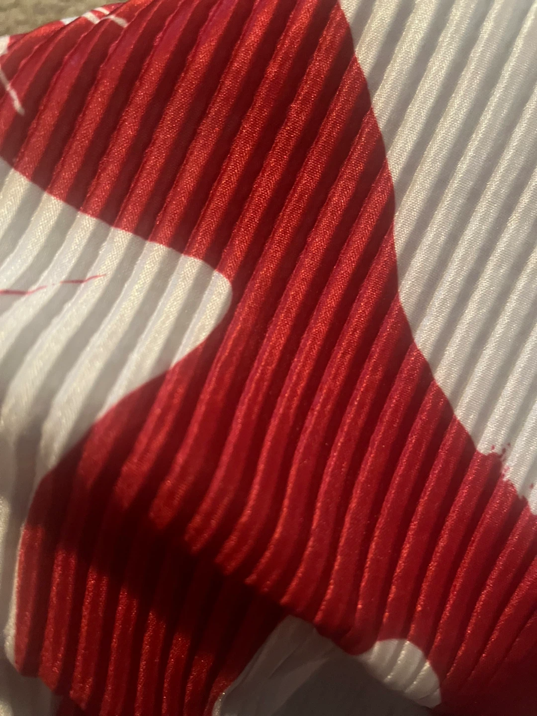 Pleated Skirt with Red and White Abstract Print - photo 2
