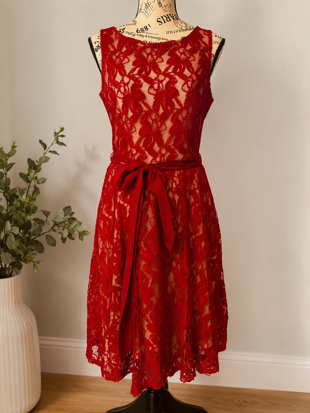 Red Lace Sleeveless A-line Dress with Belt - photo 2