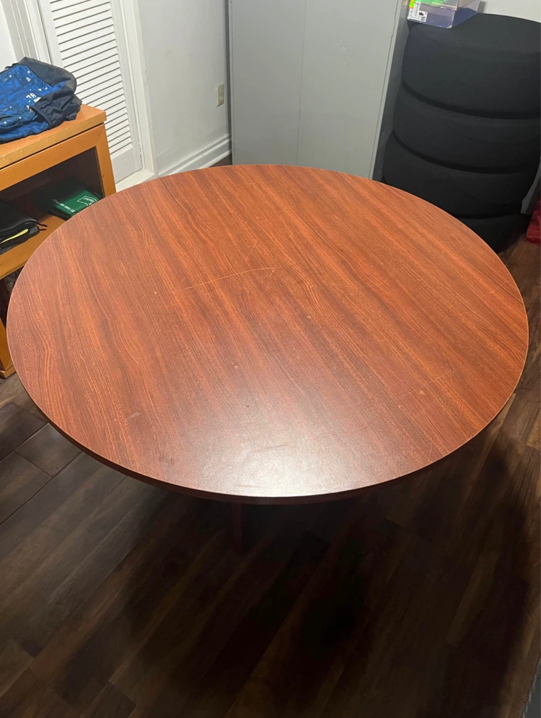 Round Dining Table