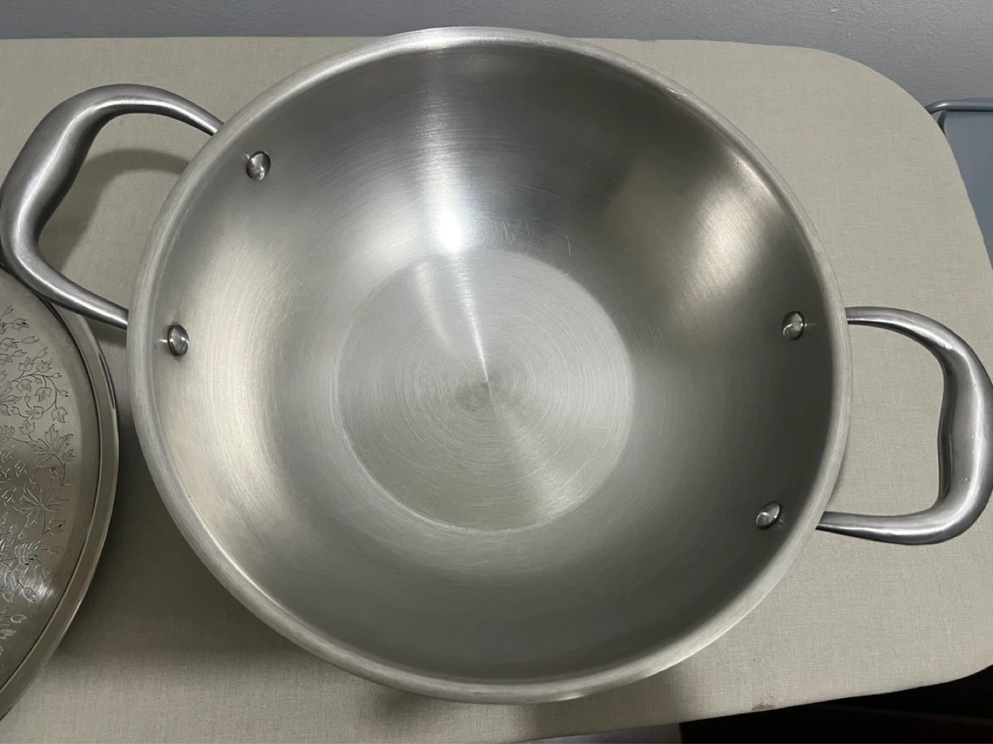 Stainless Steel Wok with Lid - photo 3
