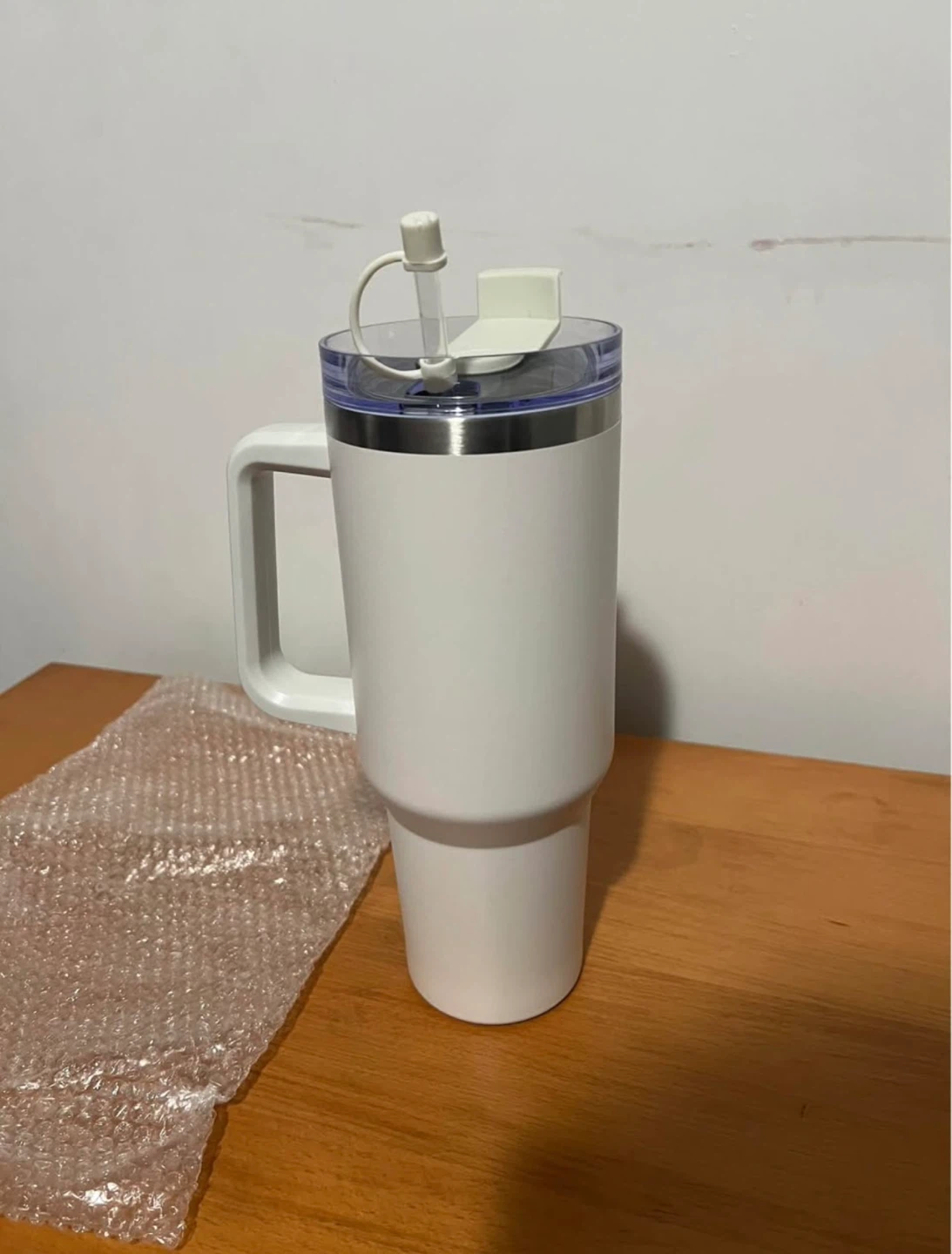 White Tumbler with Handle and Straw**Never Used** - photo 2