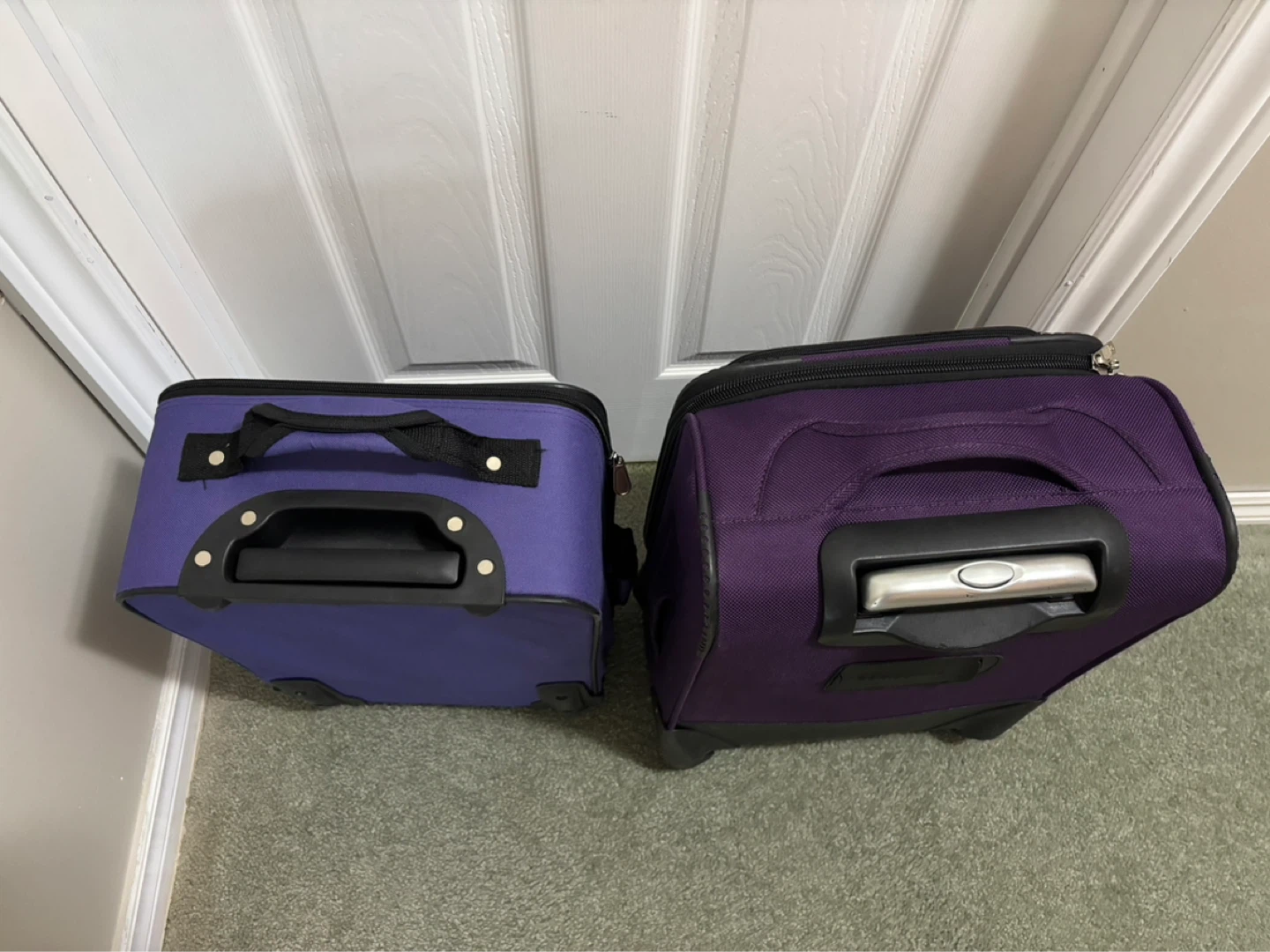 2 Purple Luggage hand carry in good condition - photo 5