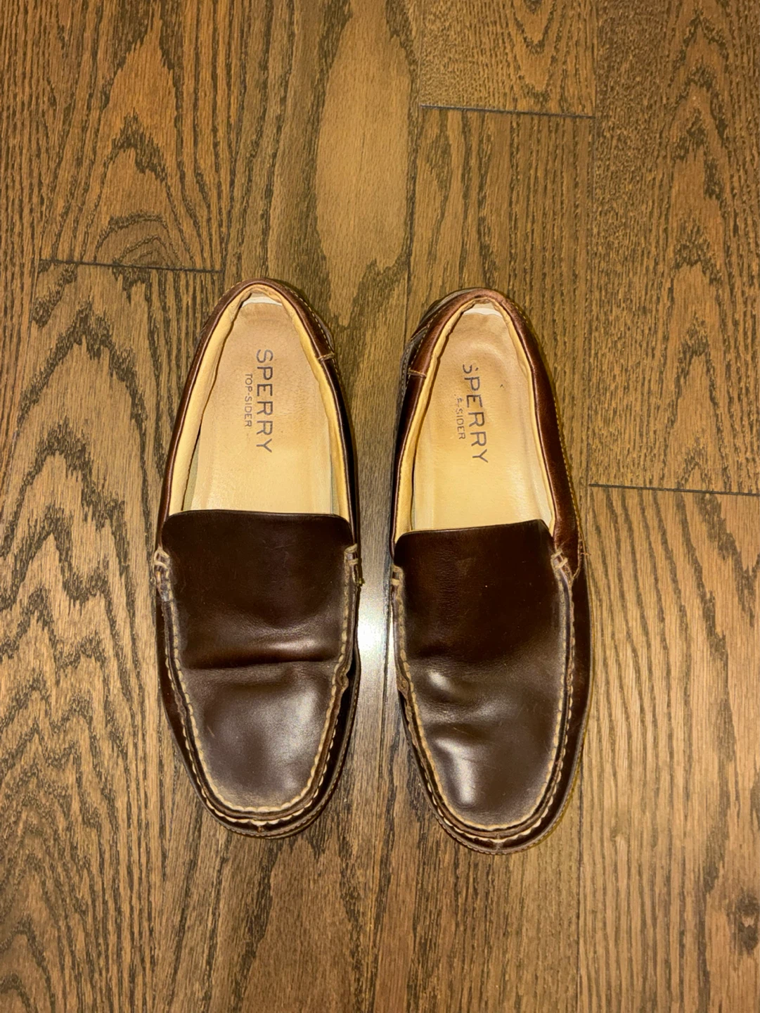 Men’s size 9 shoes and loafers