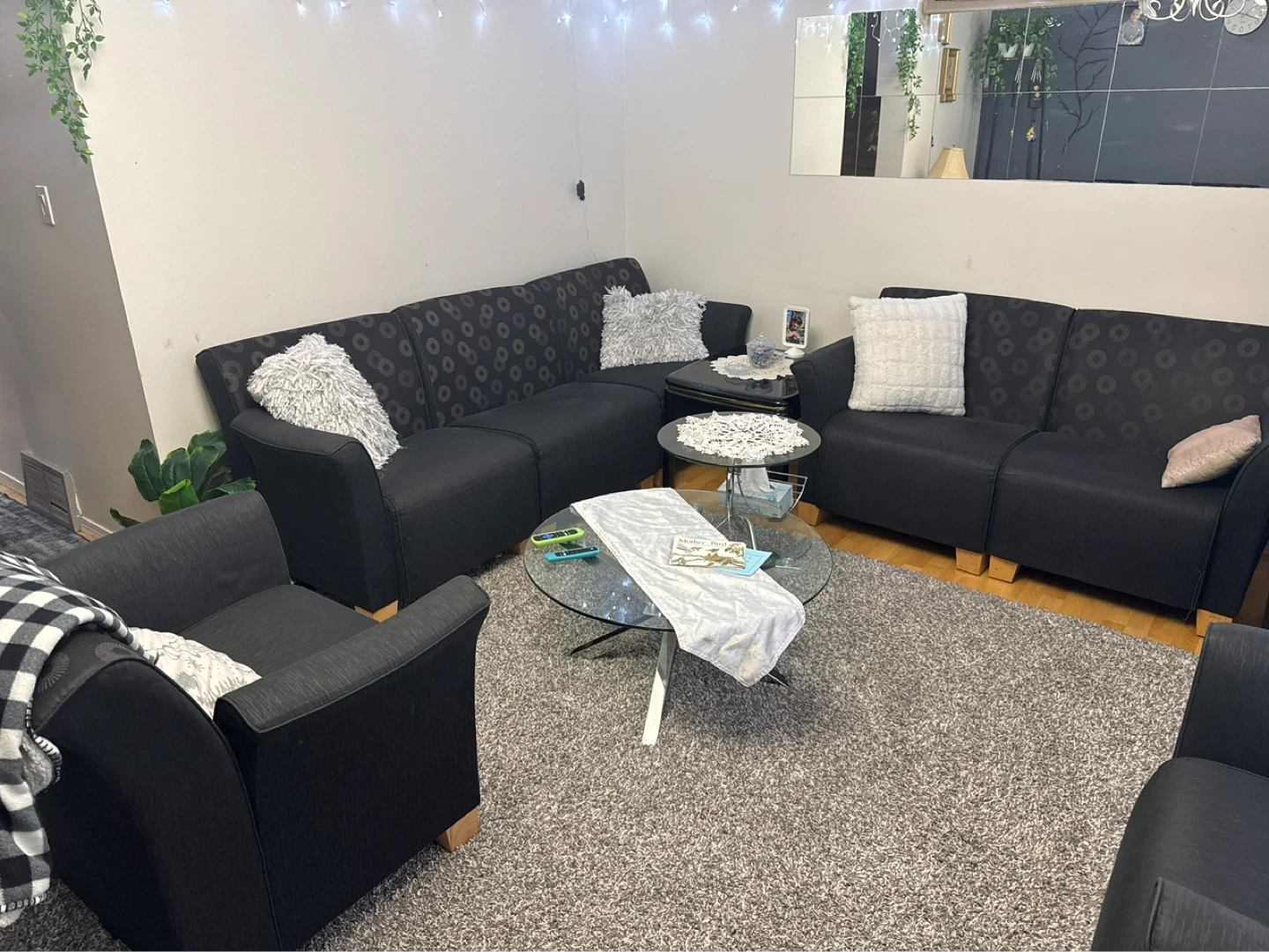 Black 3-Seater Sofa - photo 2