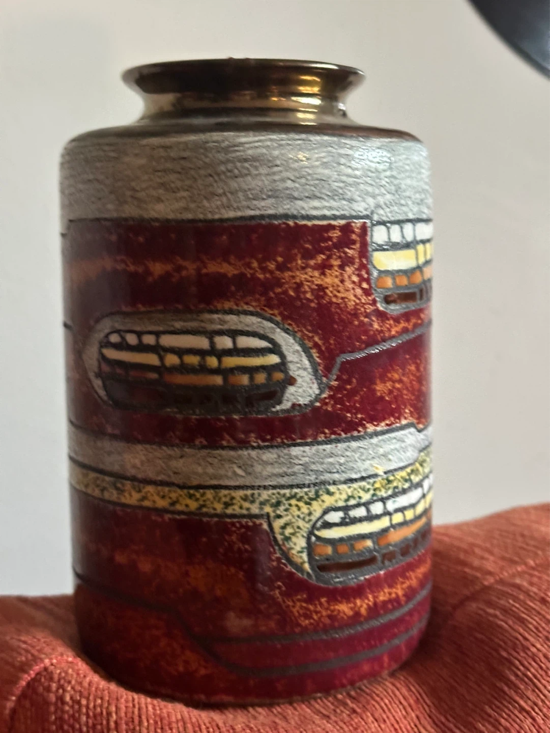 Signed Mid Century Vega Abstract Ceramic Vase - photo 2