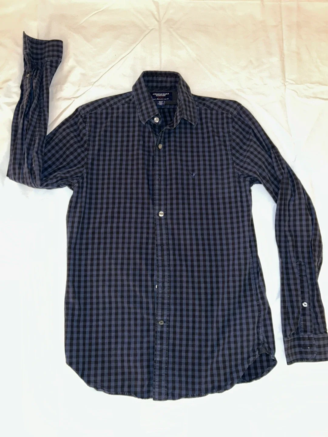 American Eagle Outfitters Gingham Button-Up Shirt