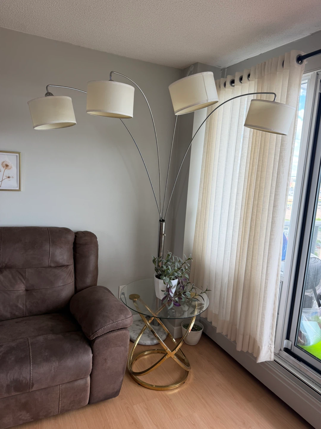 Arc Floor Lamp with 4 Ivory Shades