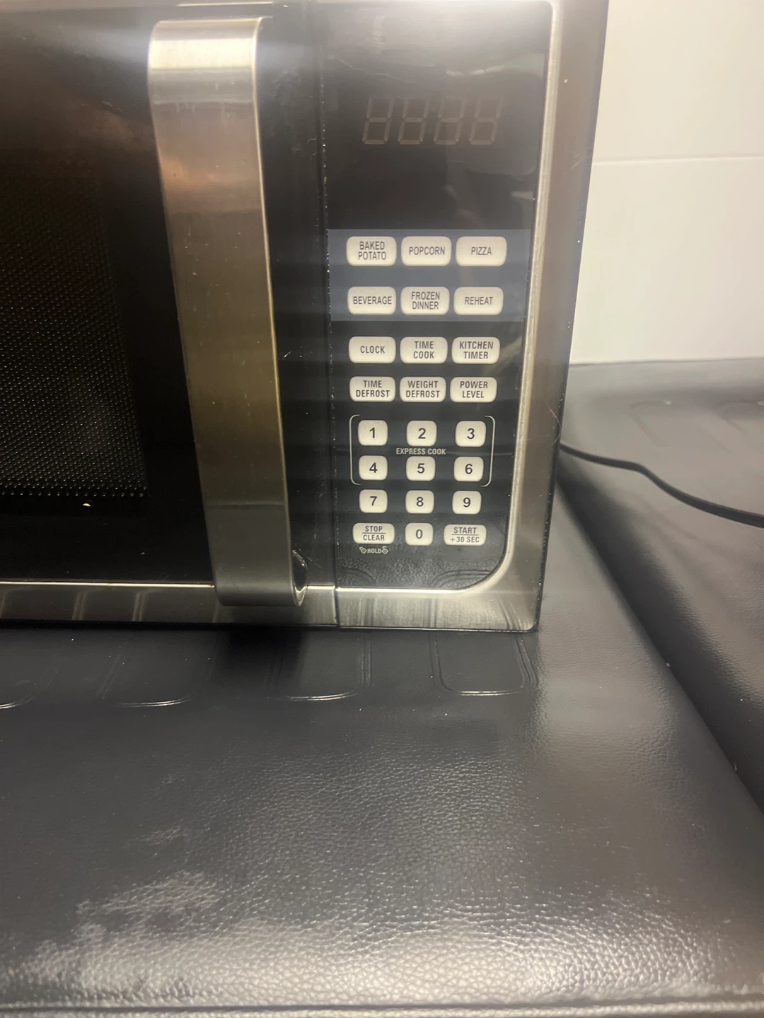 Magic Chef Microwave Oven - photo 5