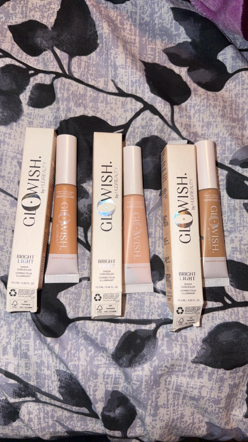 HUDA BEAUTY Concealer and foundation - photo 3