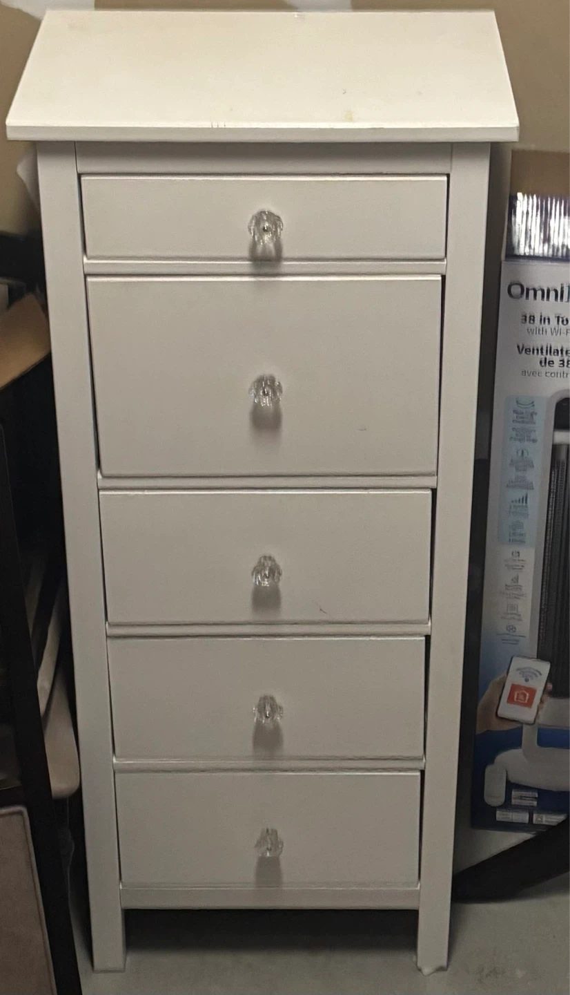 White 5-Drawer Tall Dresser with Crystal Knobs