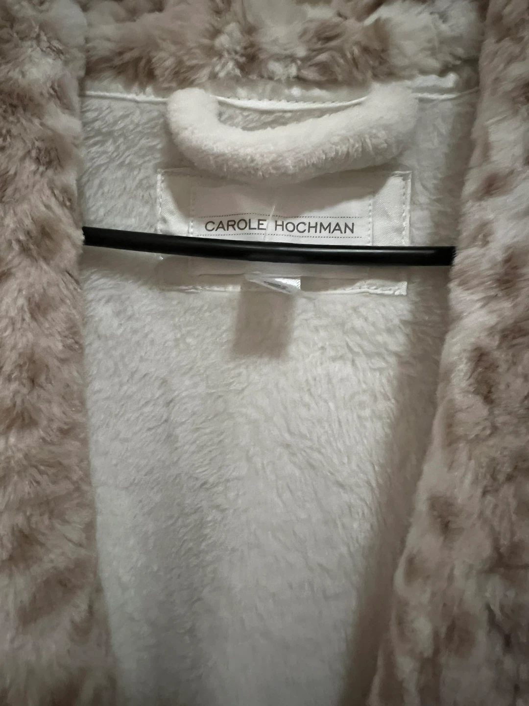 CAROLE HOCHMAN Plush Robe