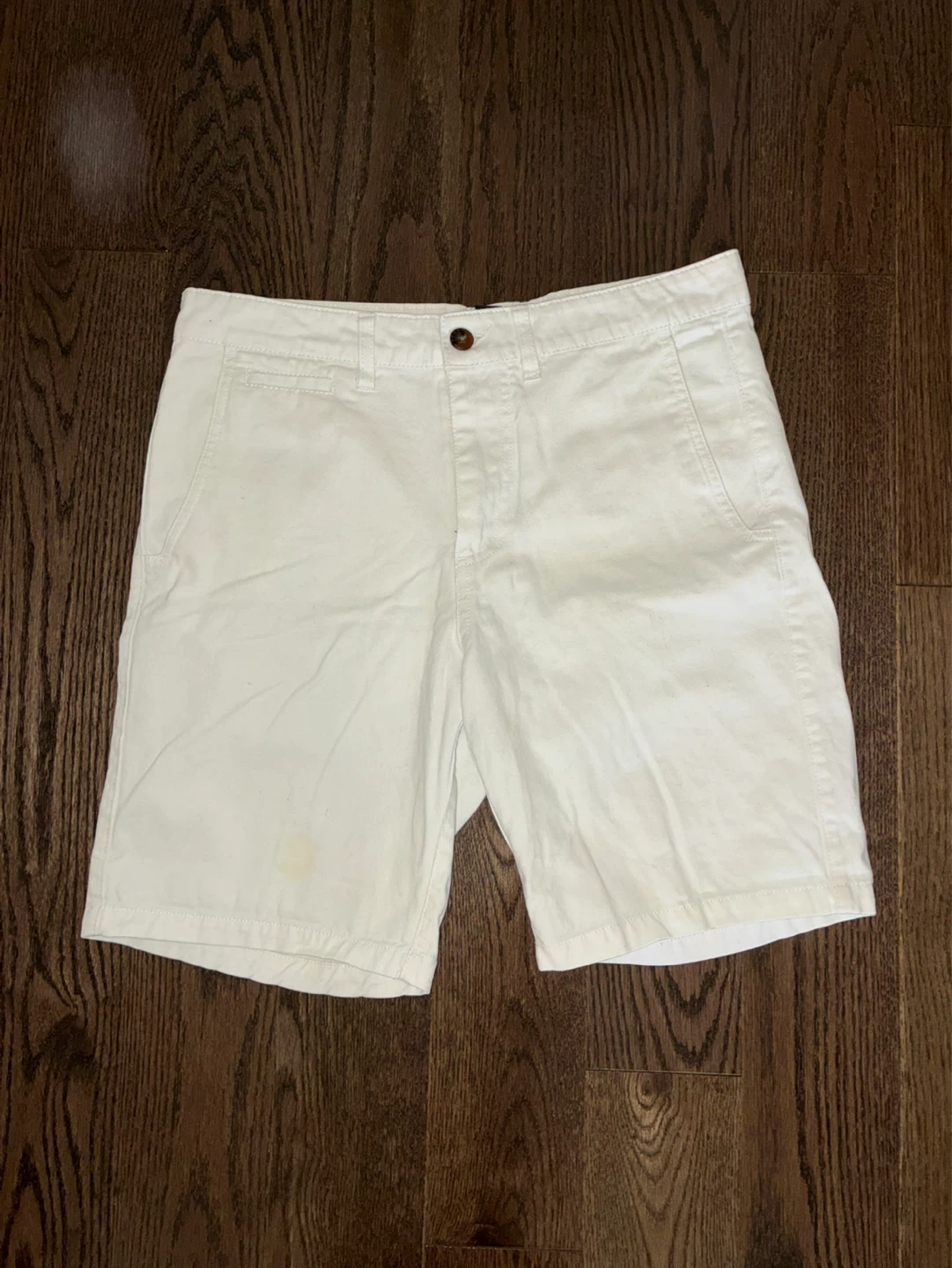White Forever 21 Men's Shorts Size 31