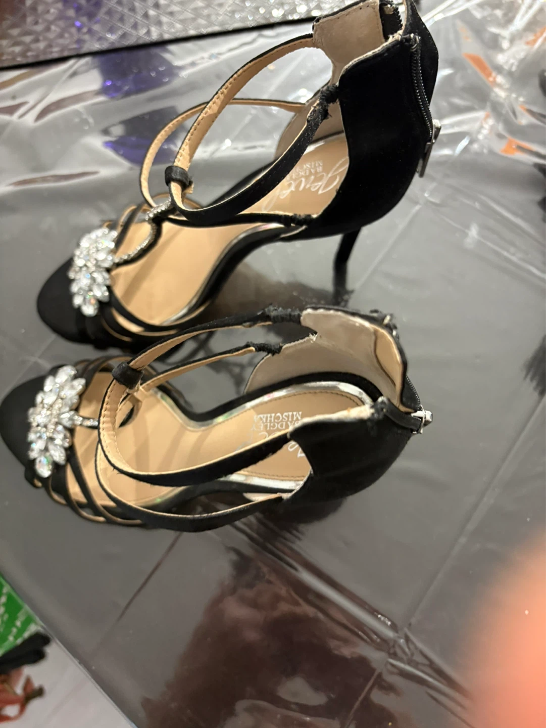 Jewel Badgley Mischka