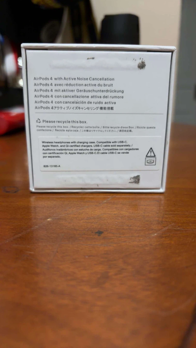 Apple AirPods 4 with Active Noise Cancellation