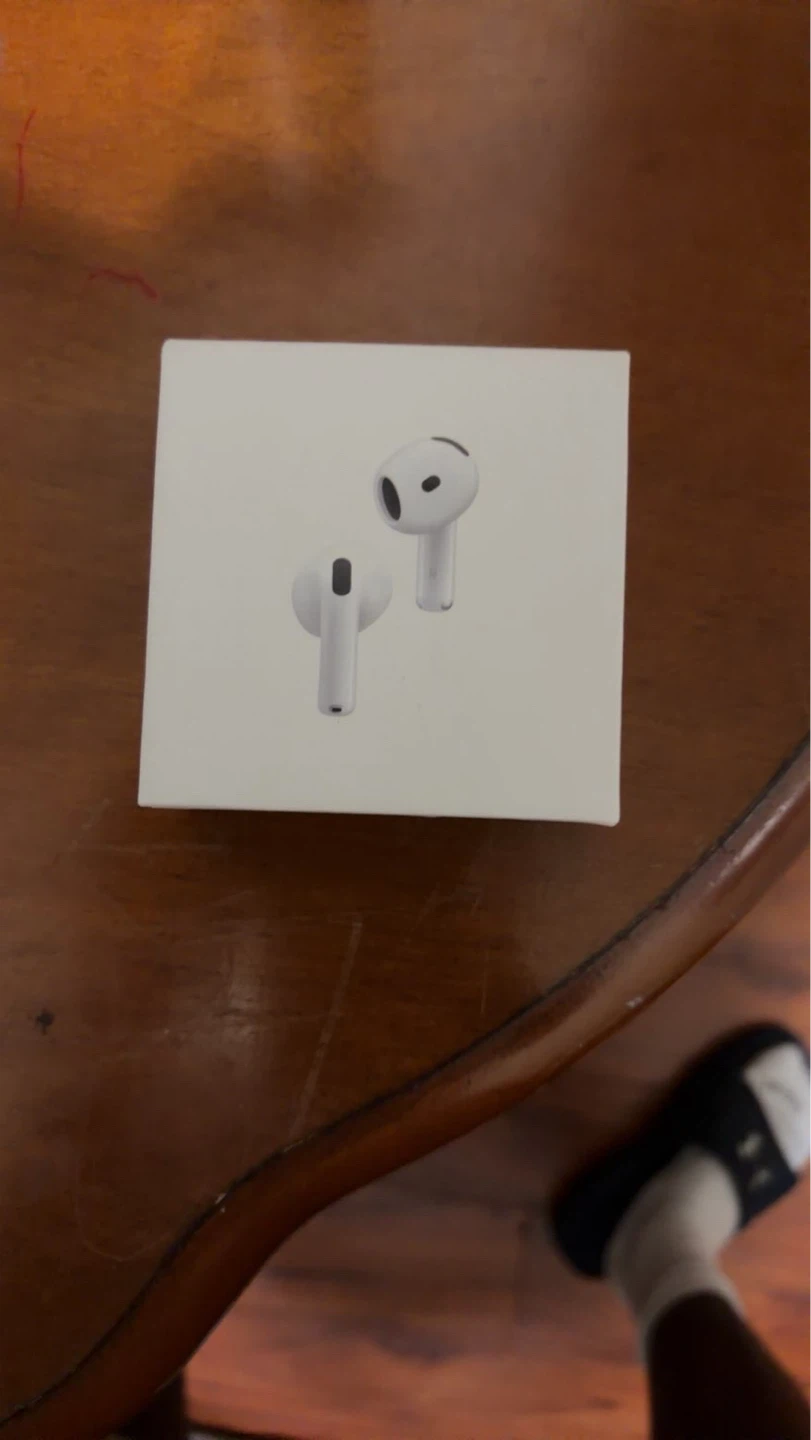 Apple AirPods 4 with Active Noise Cancellation - photo 2