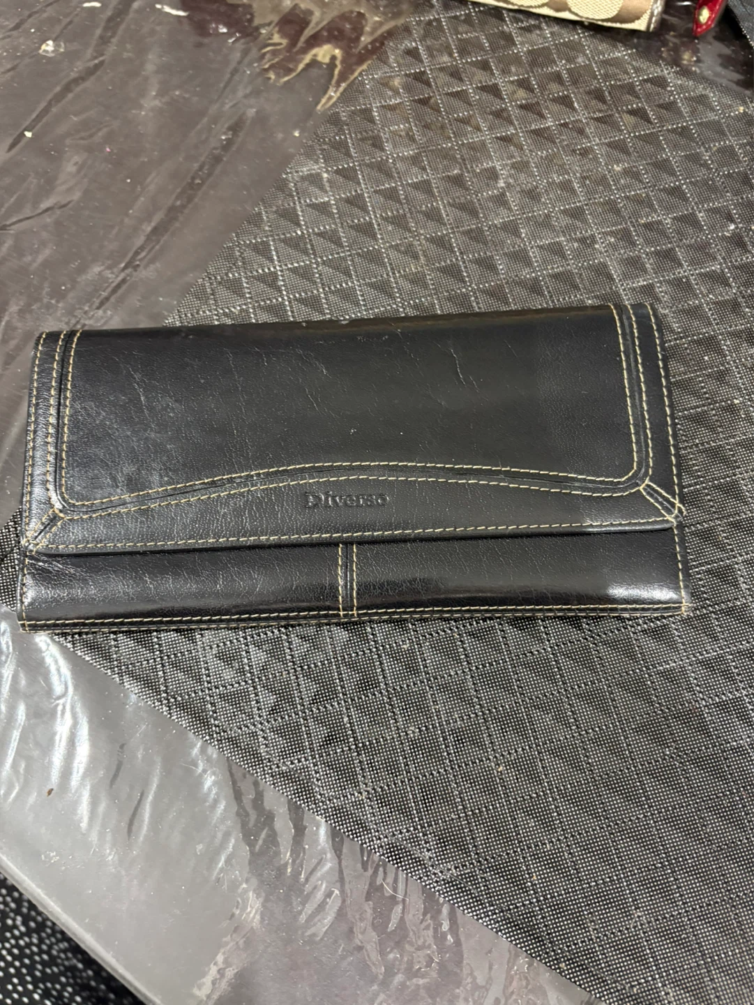 Diverso Black Leather Wallet