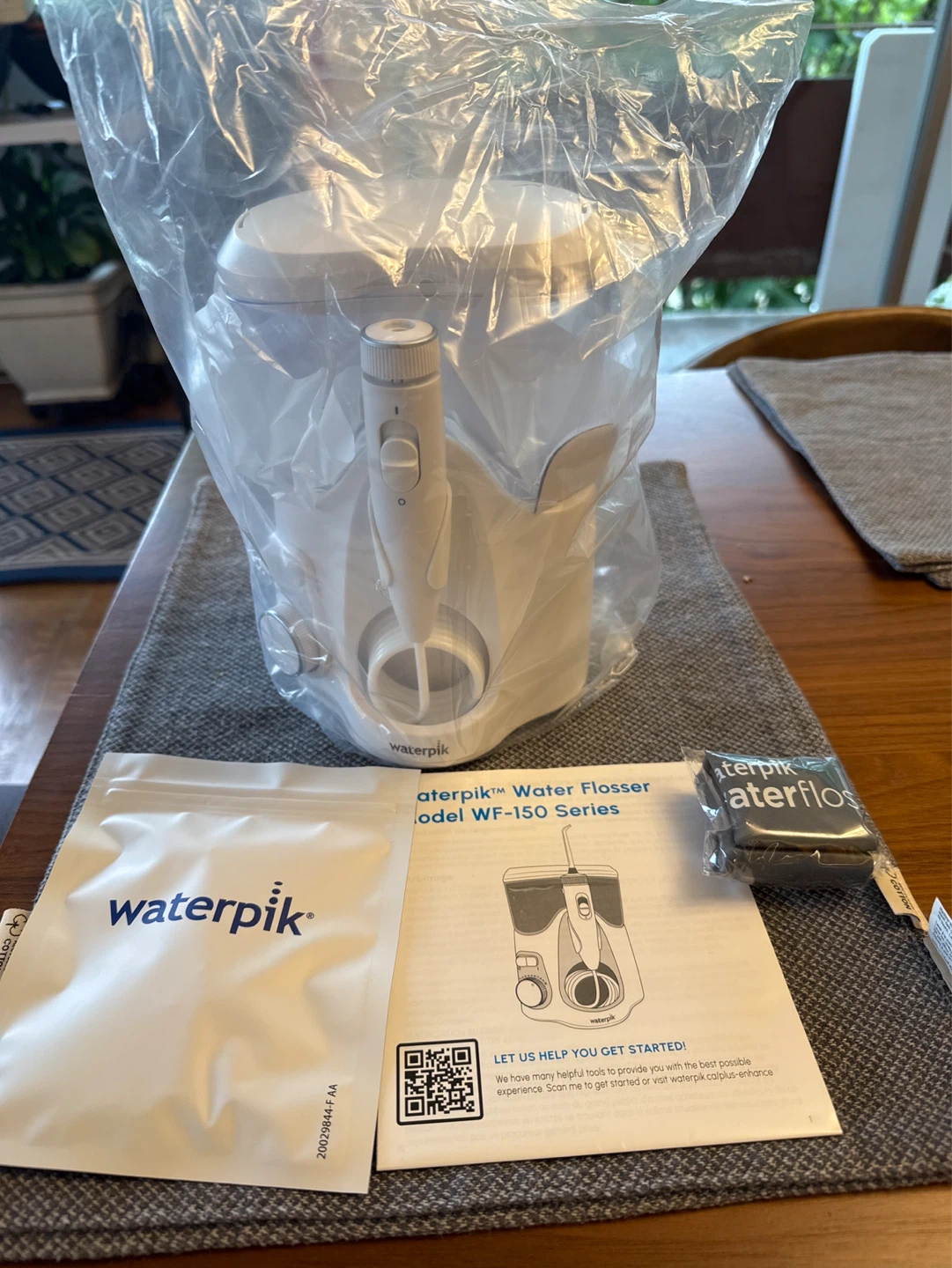 Sealed Waterpik WF-150 Series Water Flosser