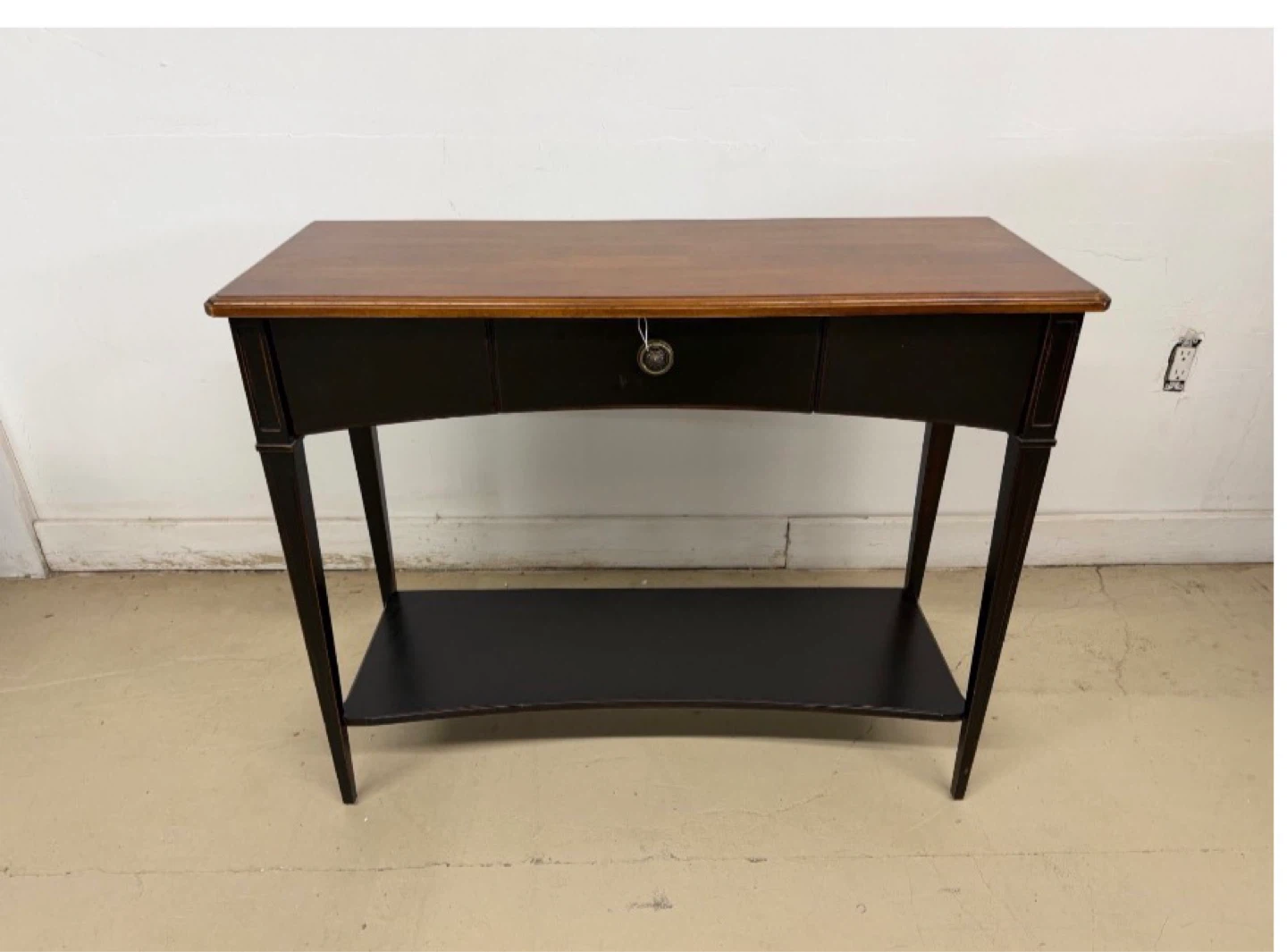 Small Console Table with Drawer - photo 2