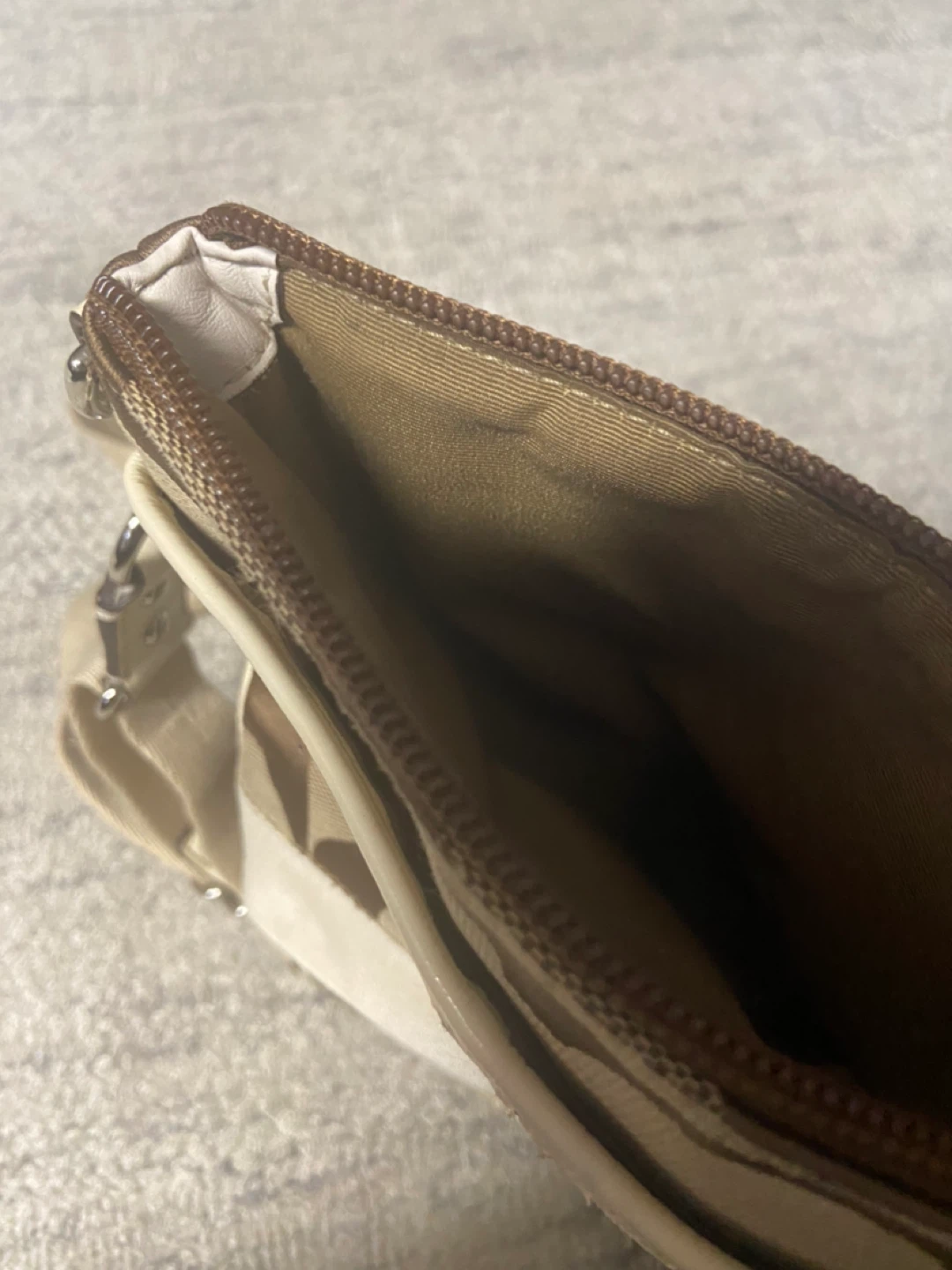 Coach Signature Canvas Crossbody Bag - photo 3