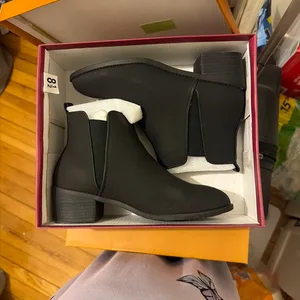 Black Ankle Boots Size 8 1/2