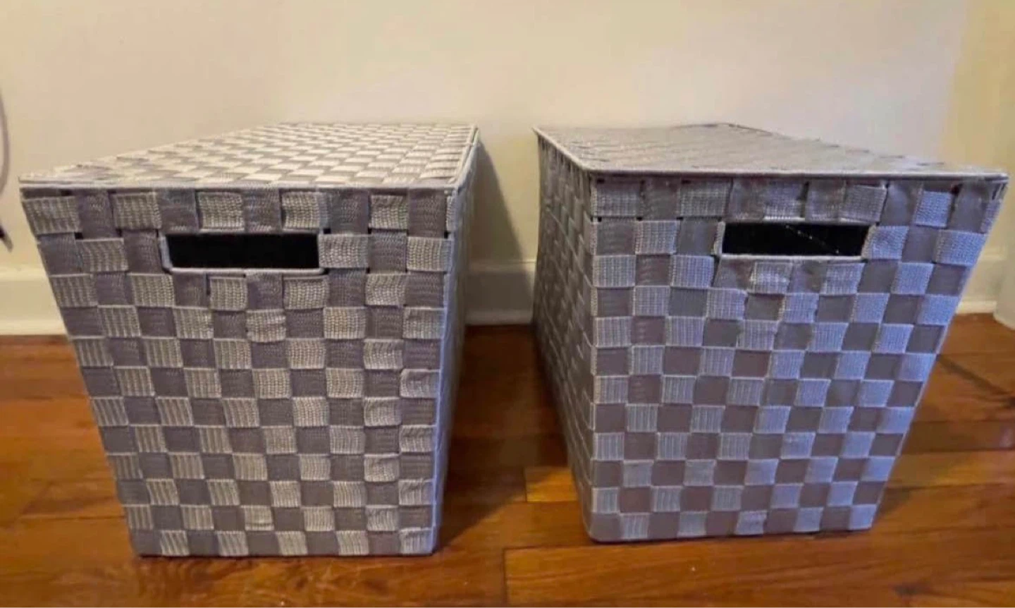 2 Woven Storage Baskets $10 - photo 2