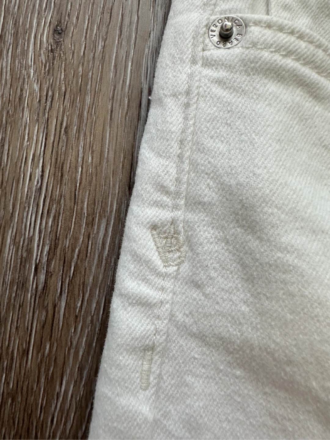 Veronica Beard White High-Waisted Flare Jeans - photo 5