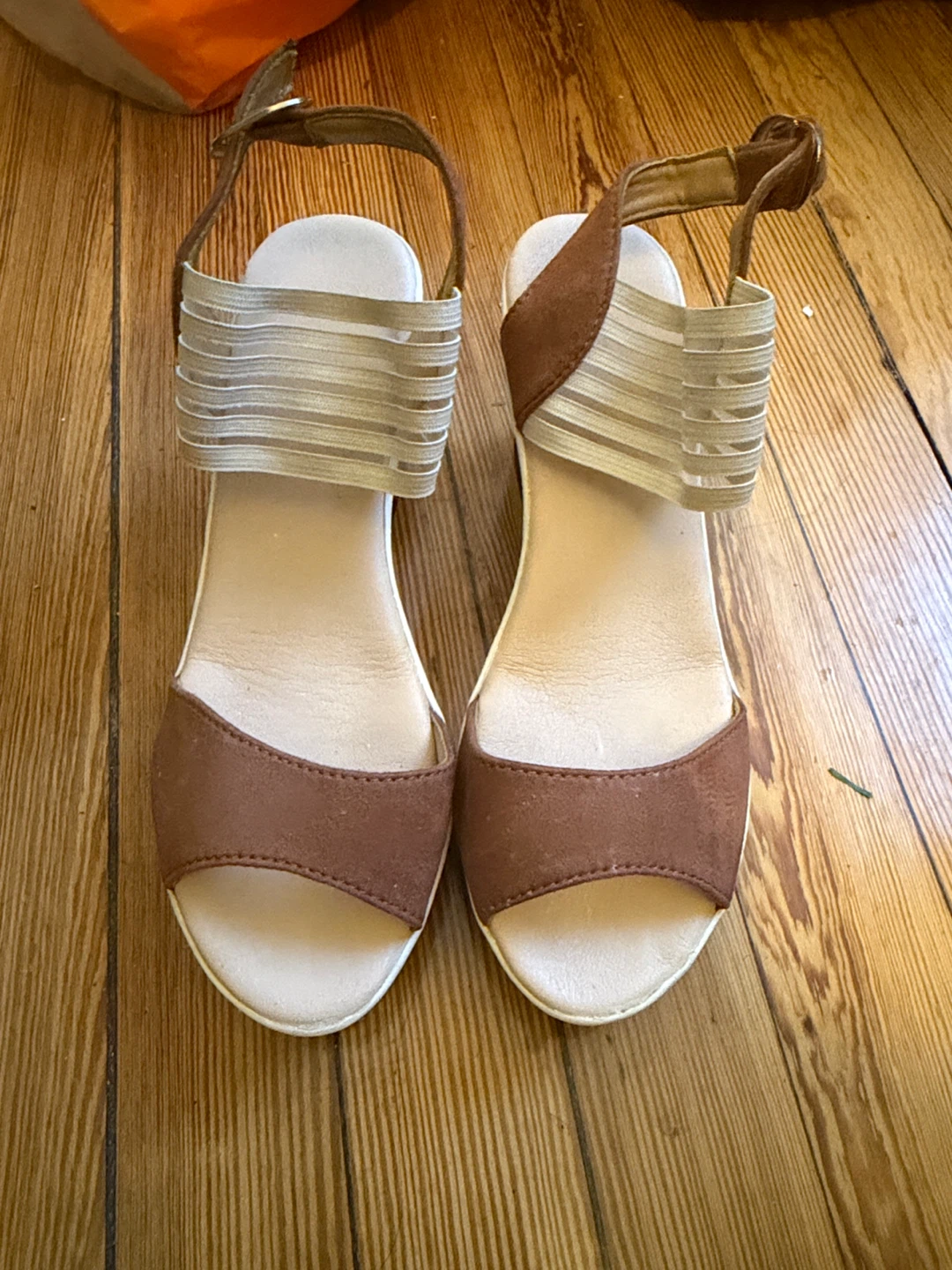 Nono Wedge Sandals