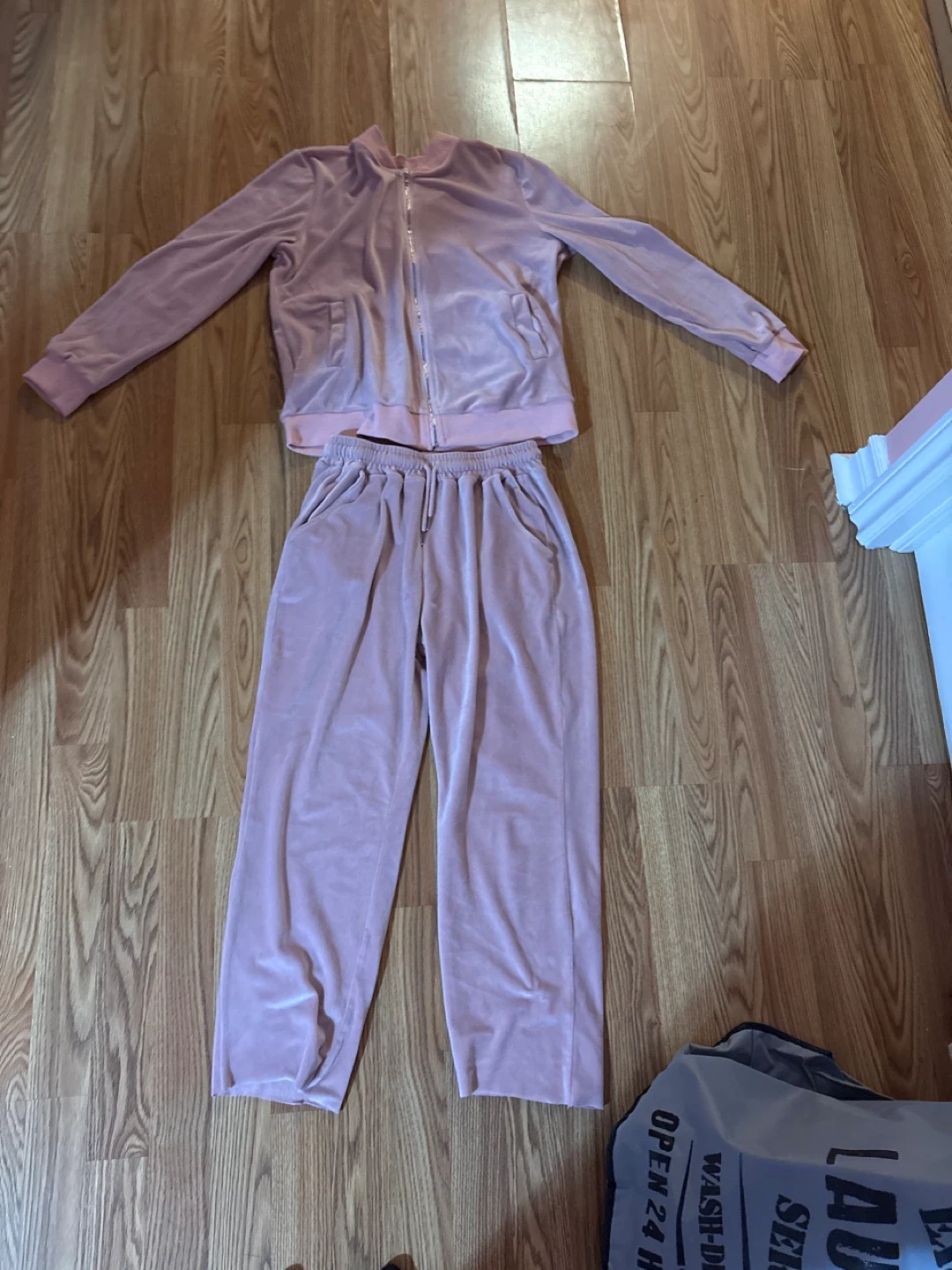 Abollria Pink Velour Tracksuit Set - Size M