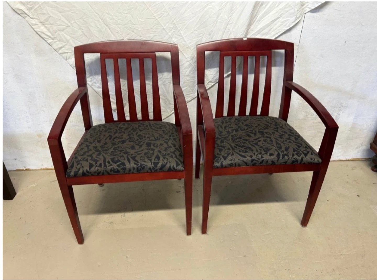 Set of 2 Wooden Accent Chairs - photo 2