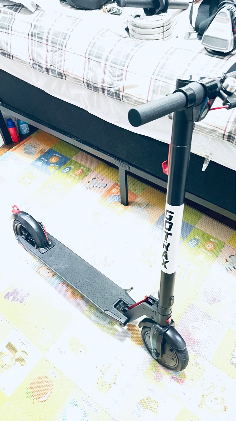 Gotrax Electric Scooter - photo 2