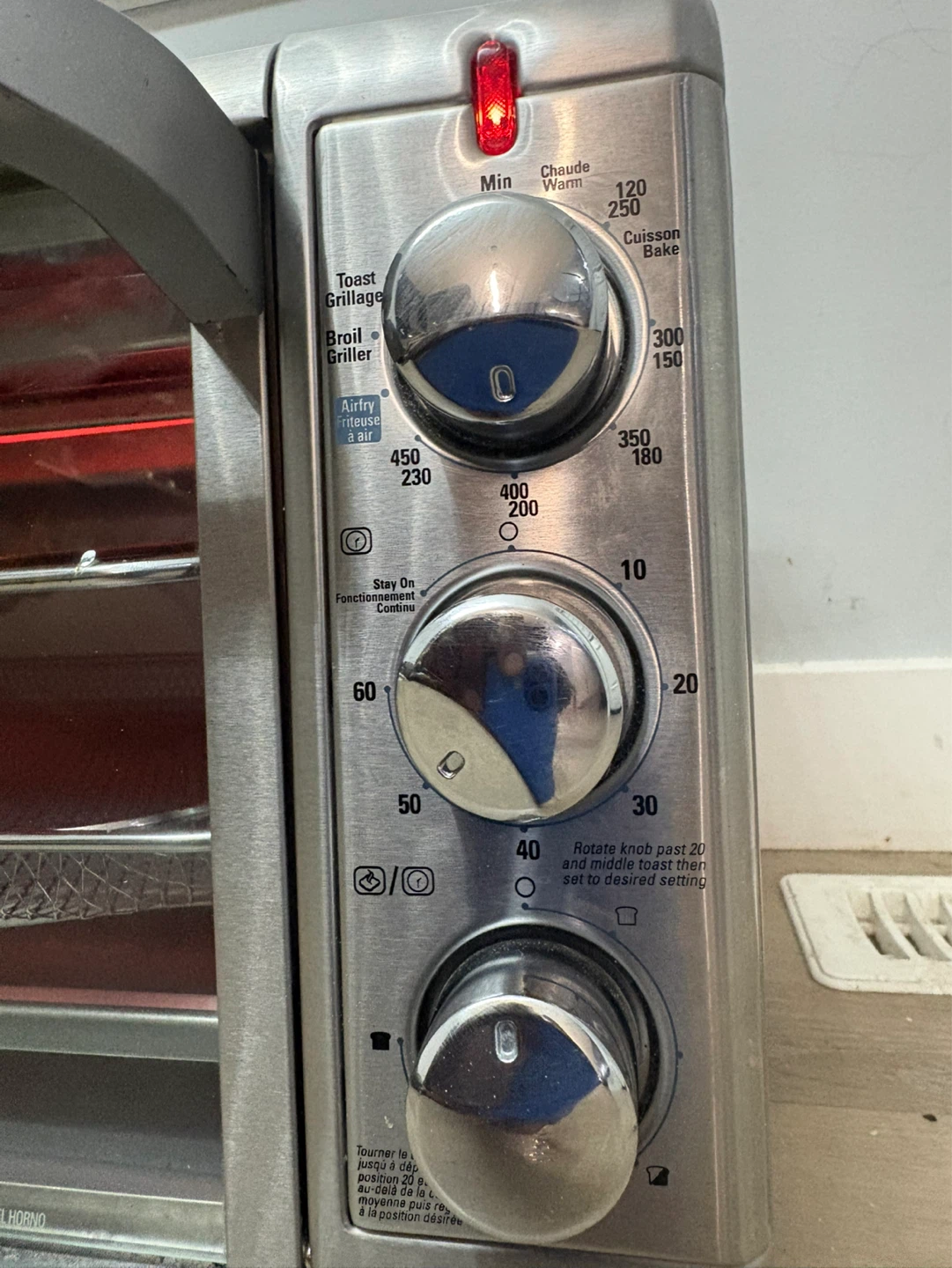 Black+Decker Toaster Oven with Air Fryer - photo 2