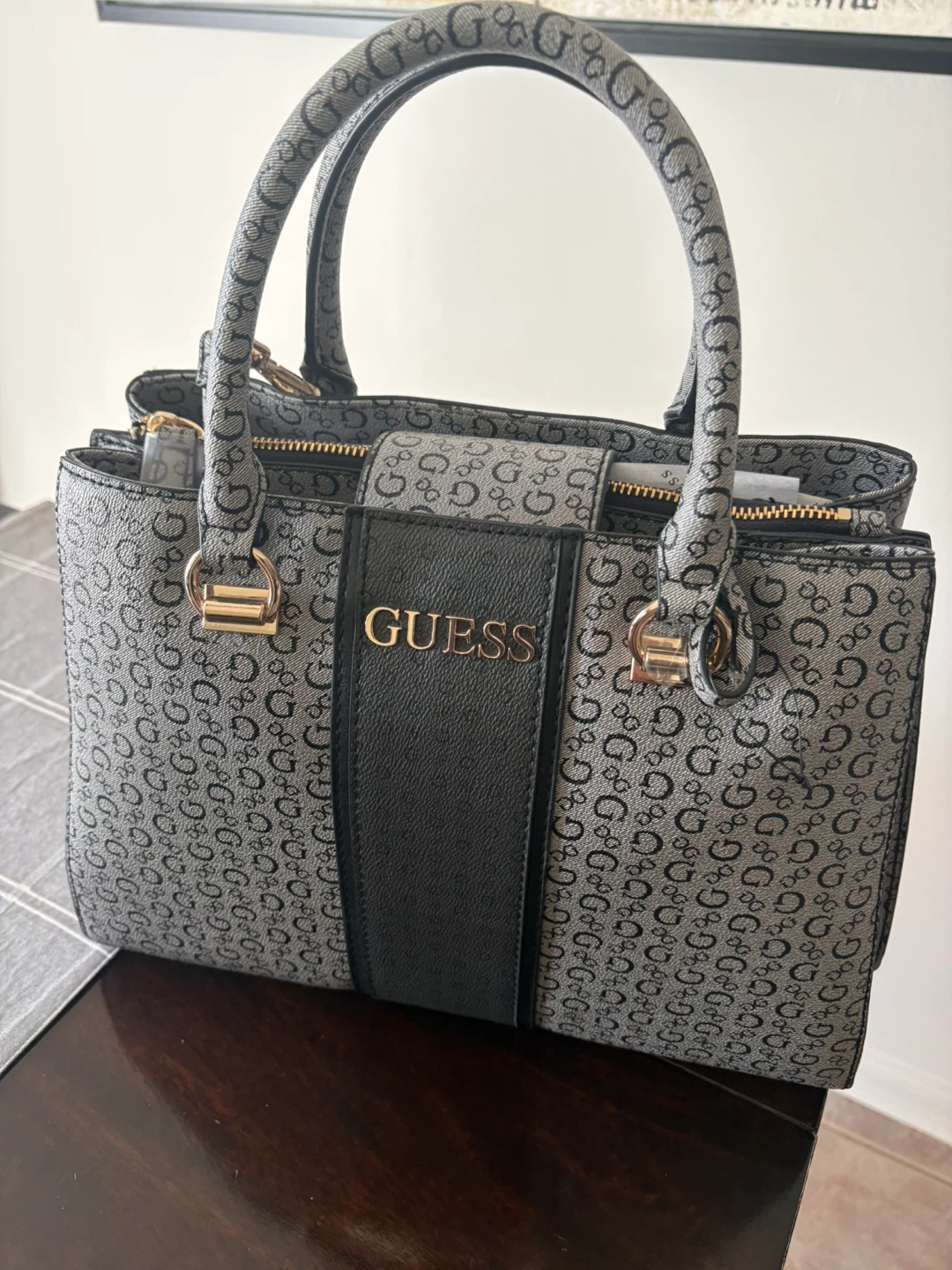 Guess Satchel Handbag - photo 3