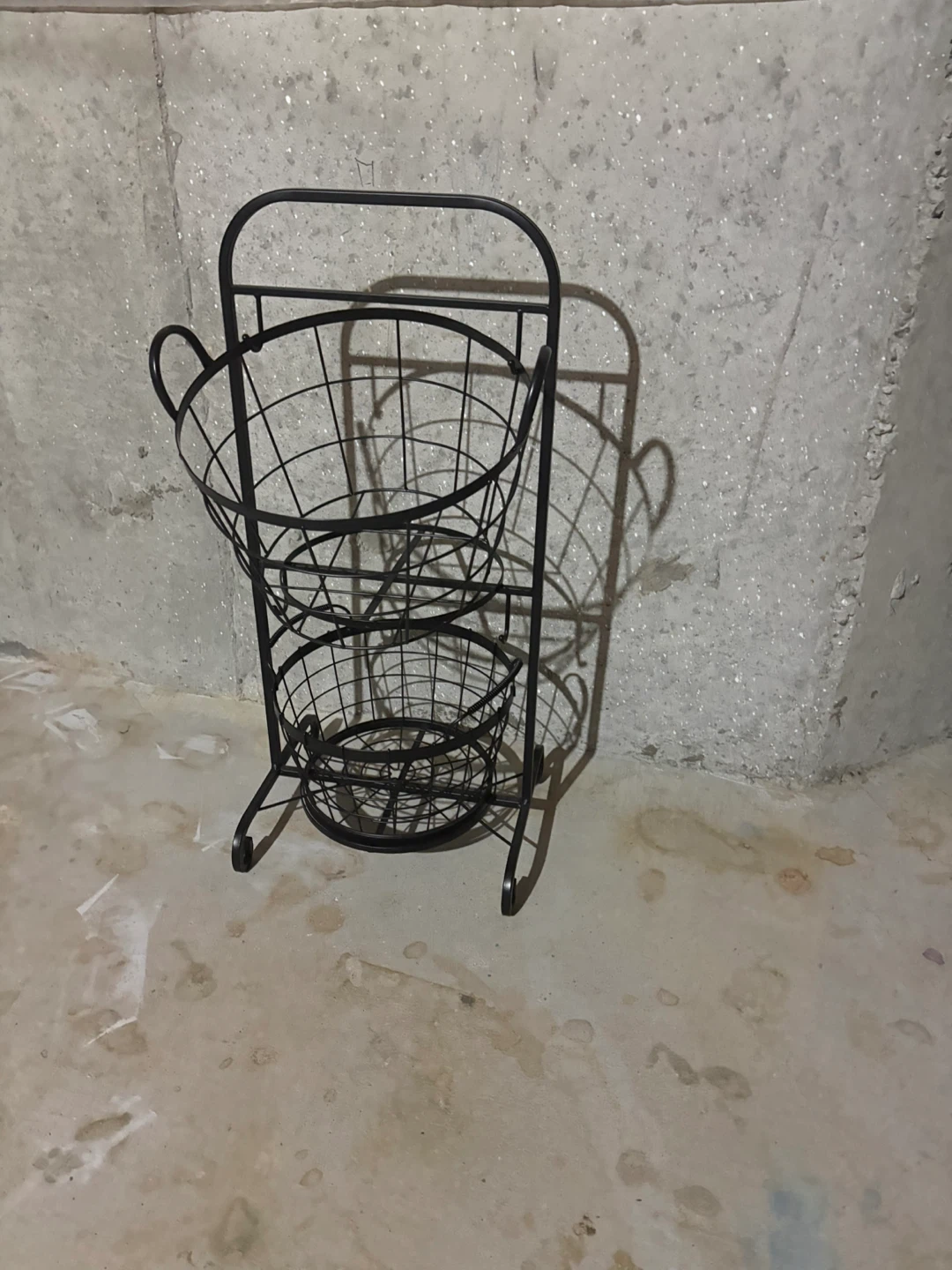 Black Metal 2-Tier Wire Basket Stand