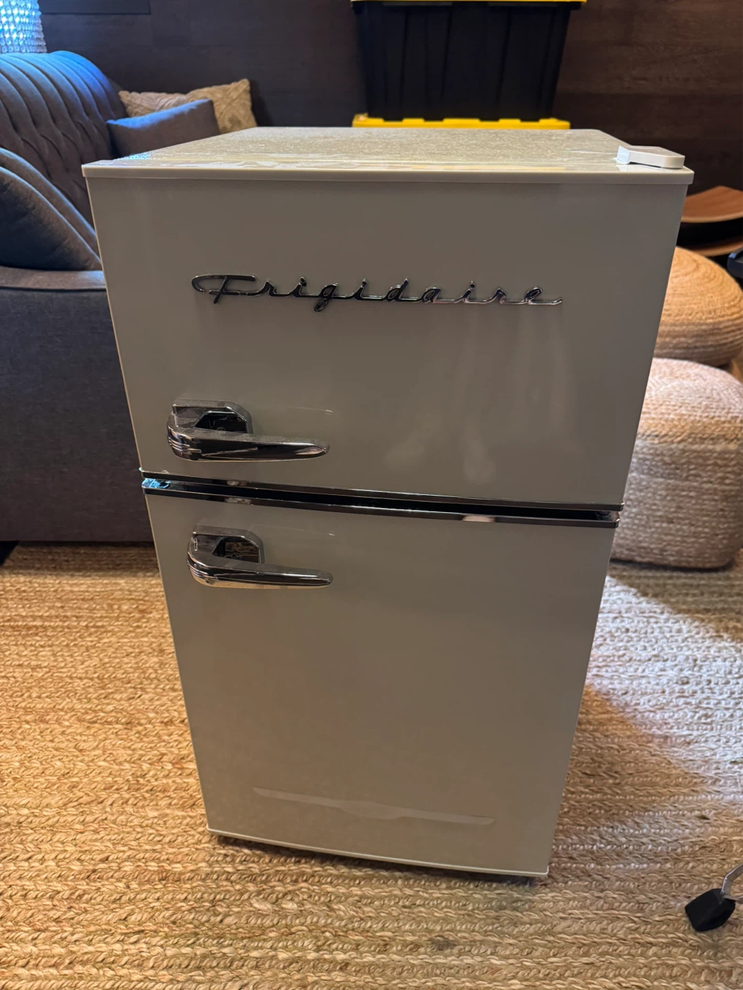Frigidaire Retro Mini Fridge