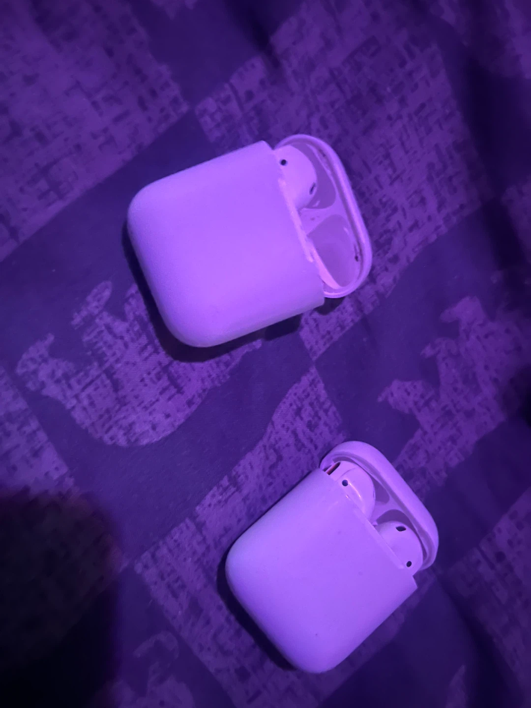 Apple AirPods (2nd Gen)