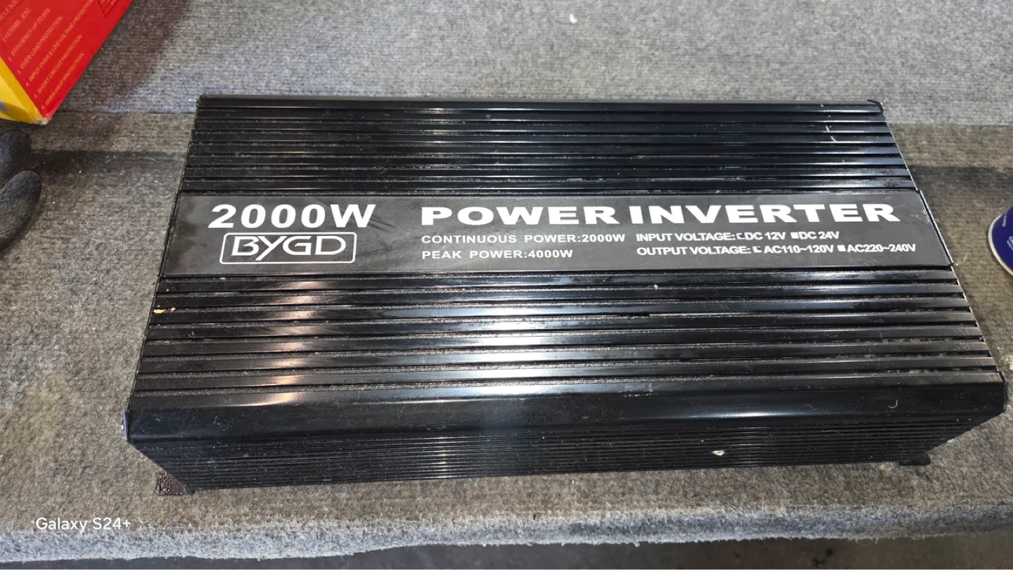 BYGD 2000W Power Inverter