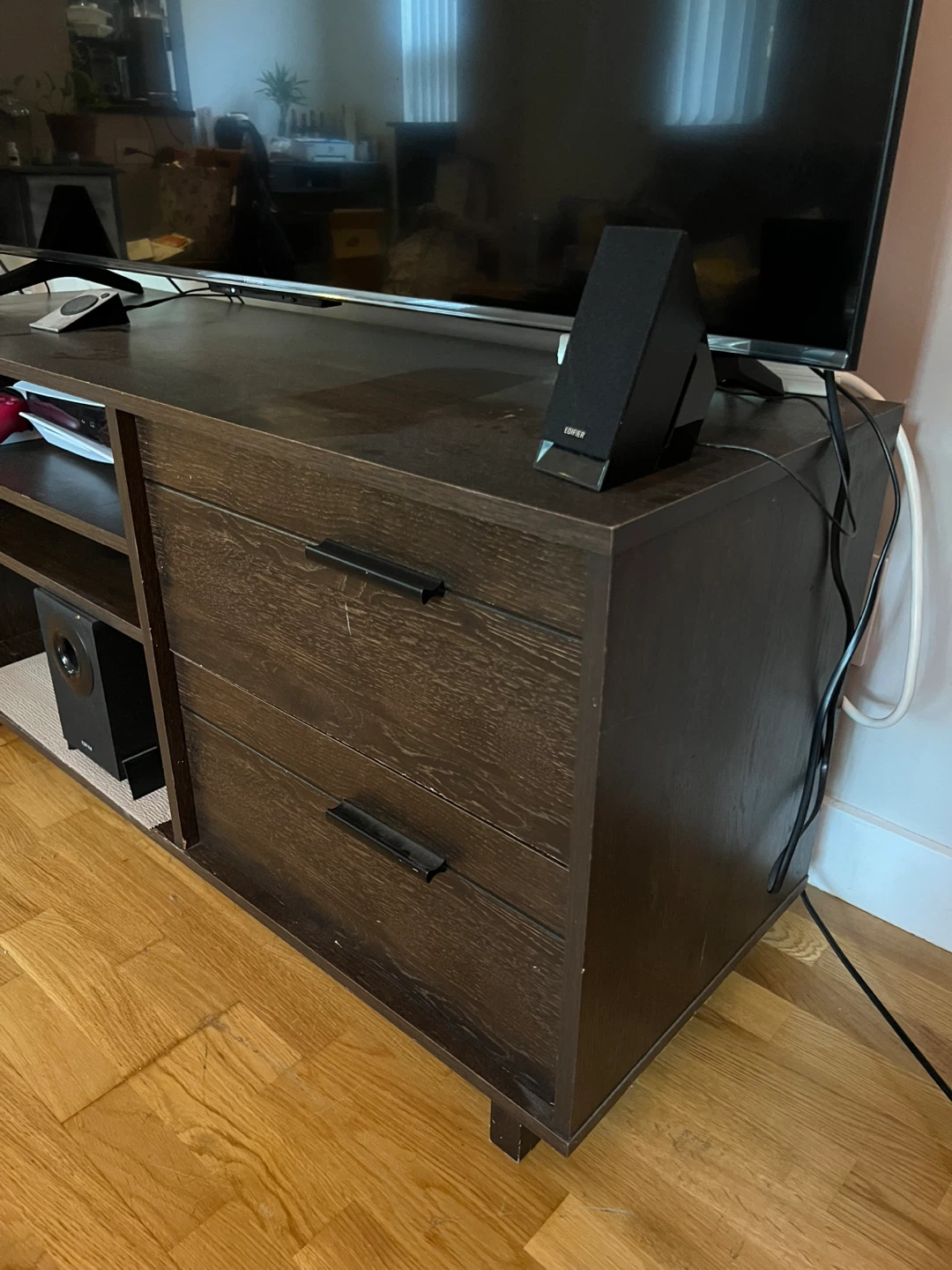 TV Stand - photo 3