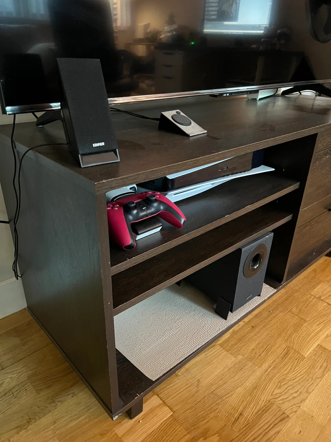 TV Stand - photo 2