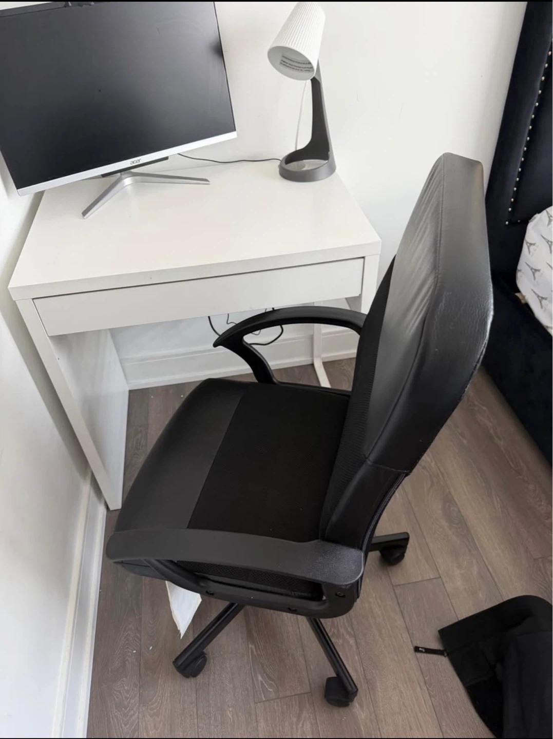White Desk with Drawer and Black Chair - photo 2