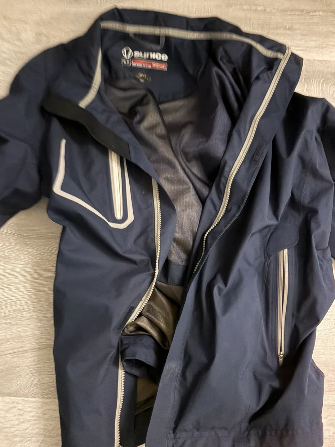 Sunice Gore-Tex Jacket - photo 3