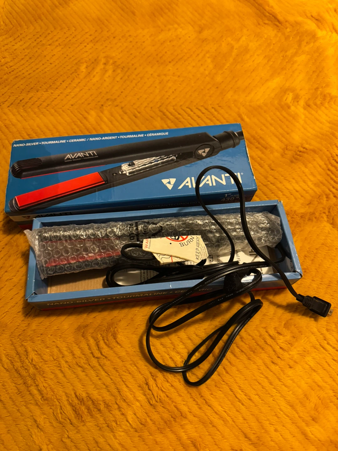 Ceramic Hair Straightener - photo 2