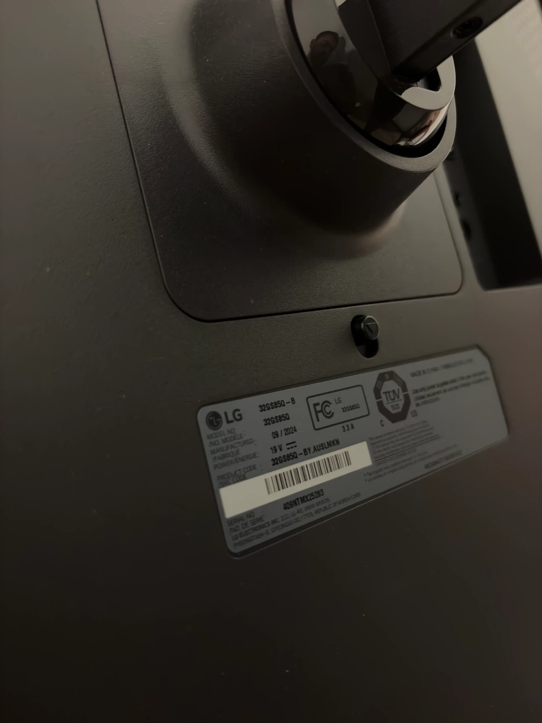 32" LG UltraGear QHD Gaming Monitor (180Hz, 1ms, ) - photo 4