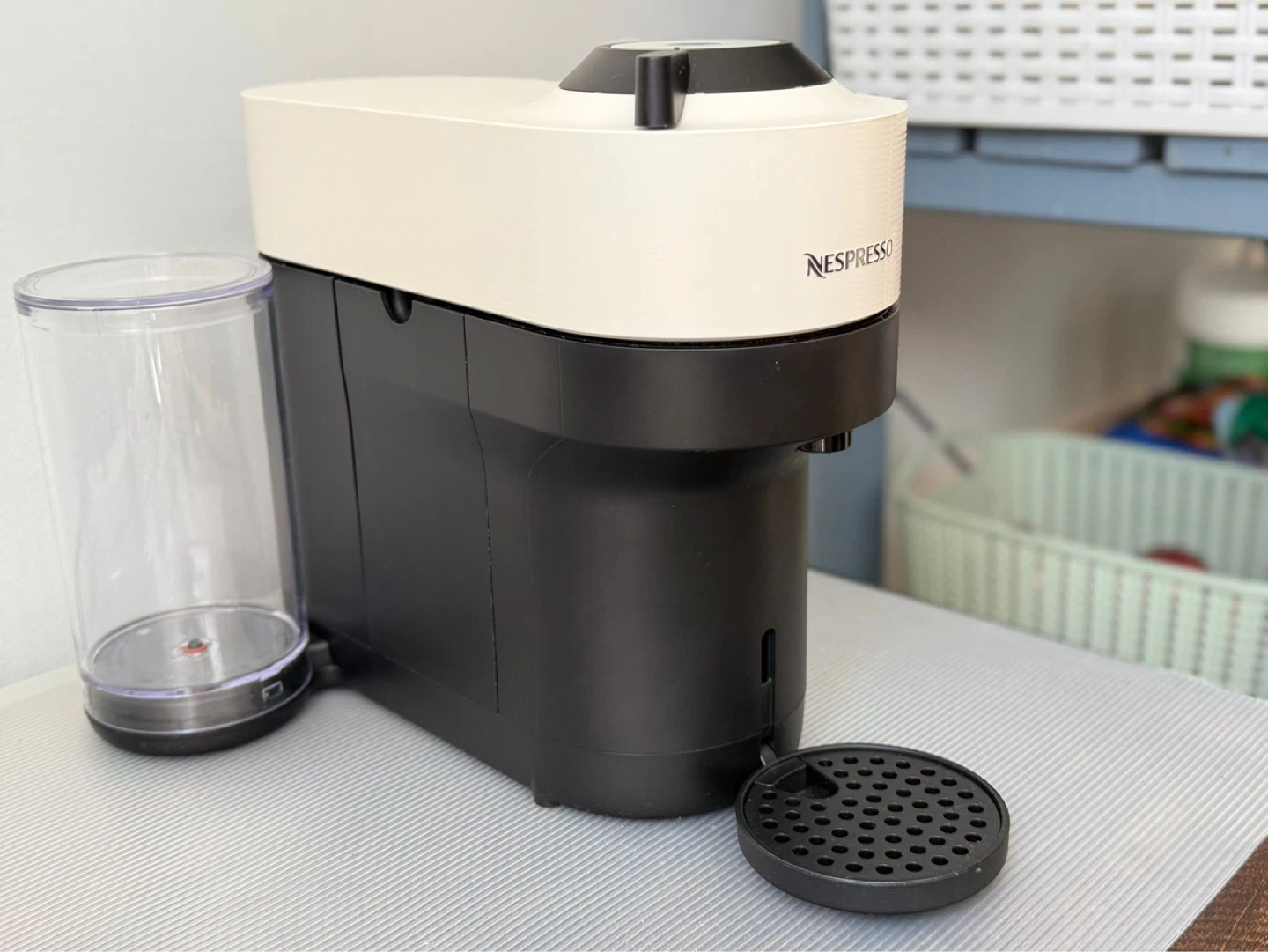 Nespresso Vertuo Coffee Machine - photo 2