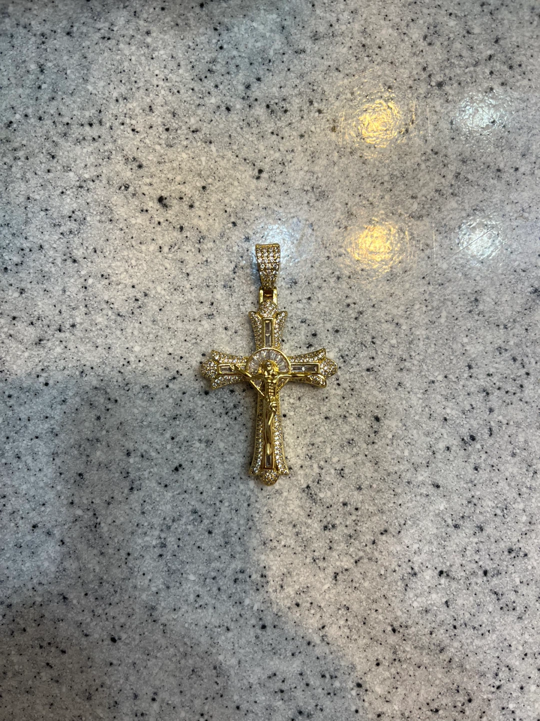 18k Gold Jesus pendant - photo 3
