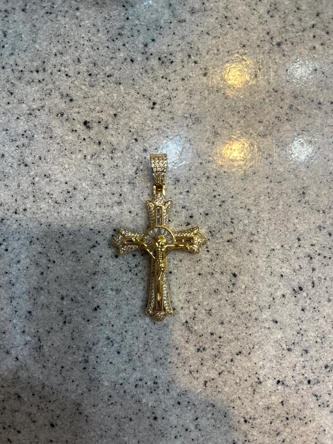 18k Gold Jesus pendant - photo 2