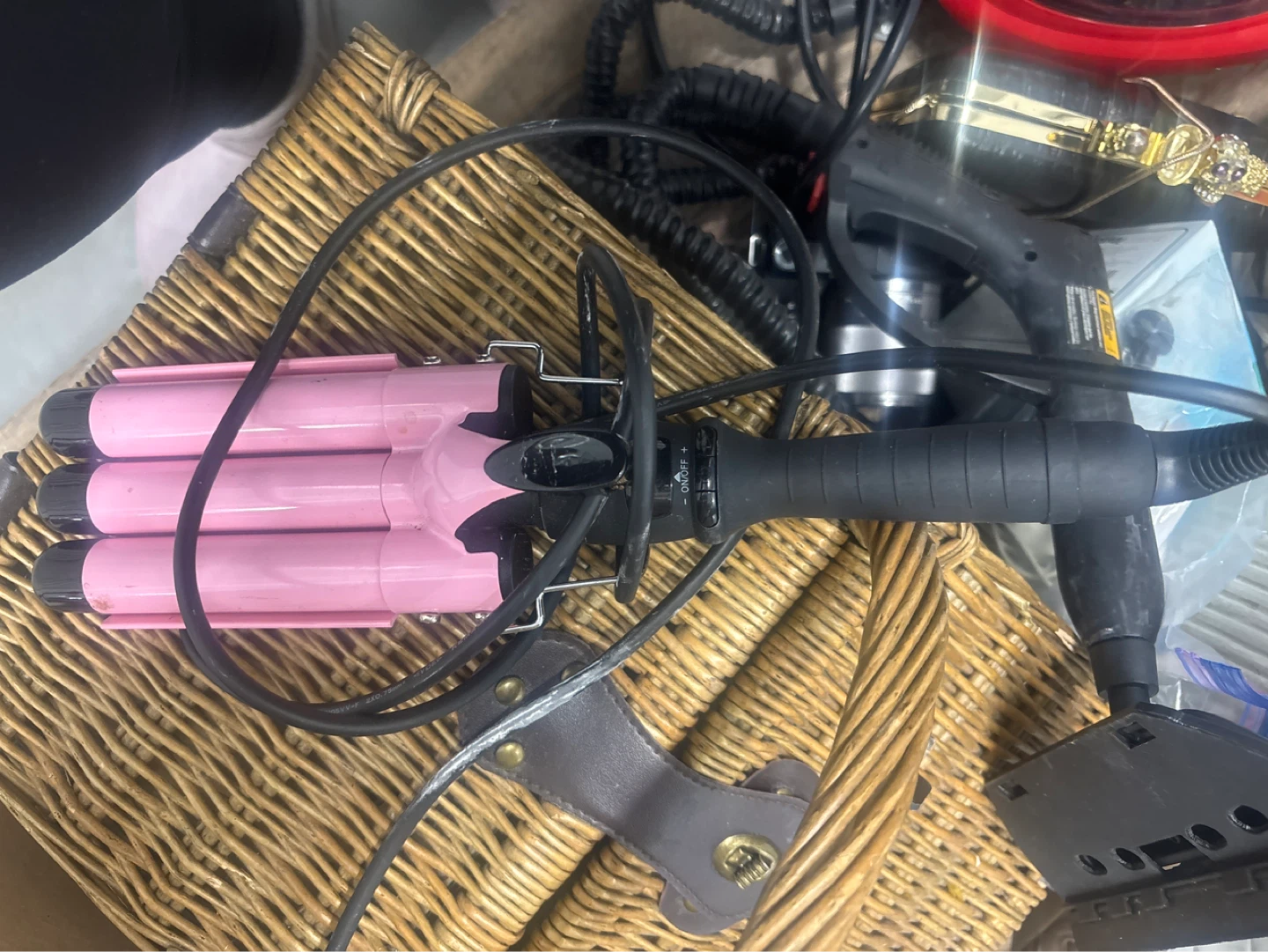 Pink Triple Barrel Waver Hair Curler